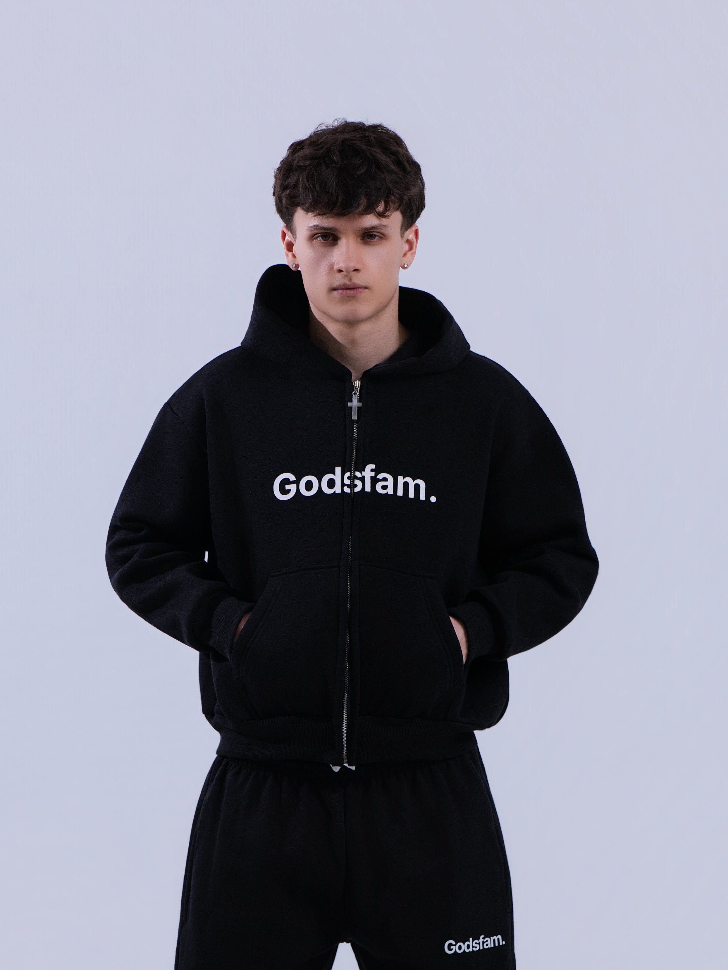 Godsfam. | The Black Zipper™