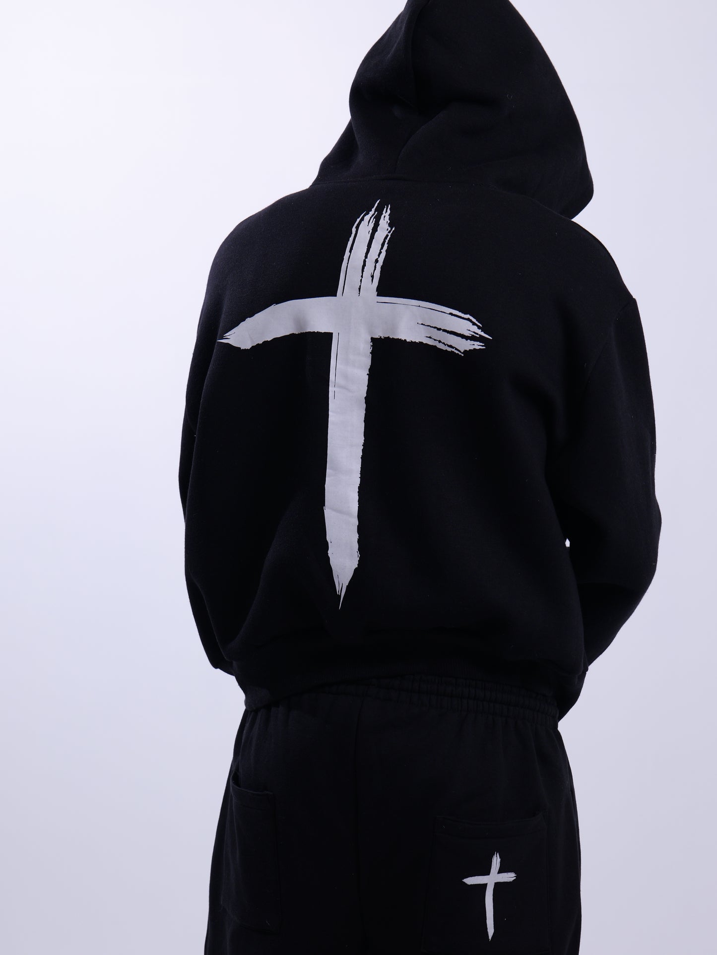Godsfam. | The Black Zipper™