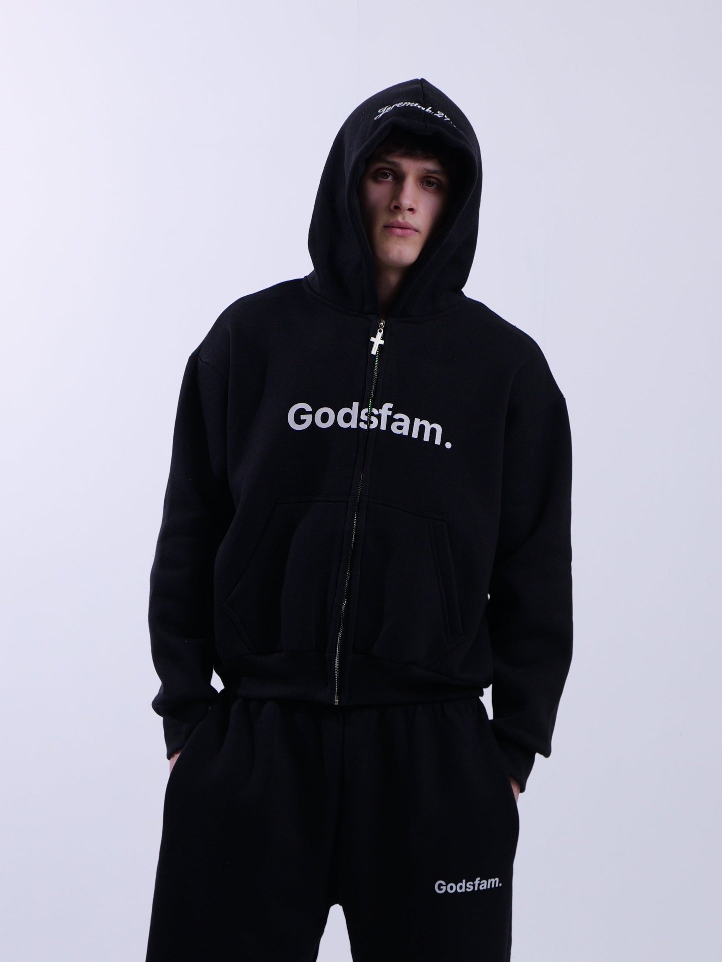 Godsfam. | The Black Zipper™